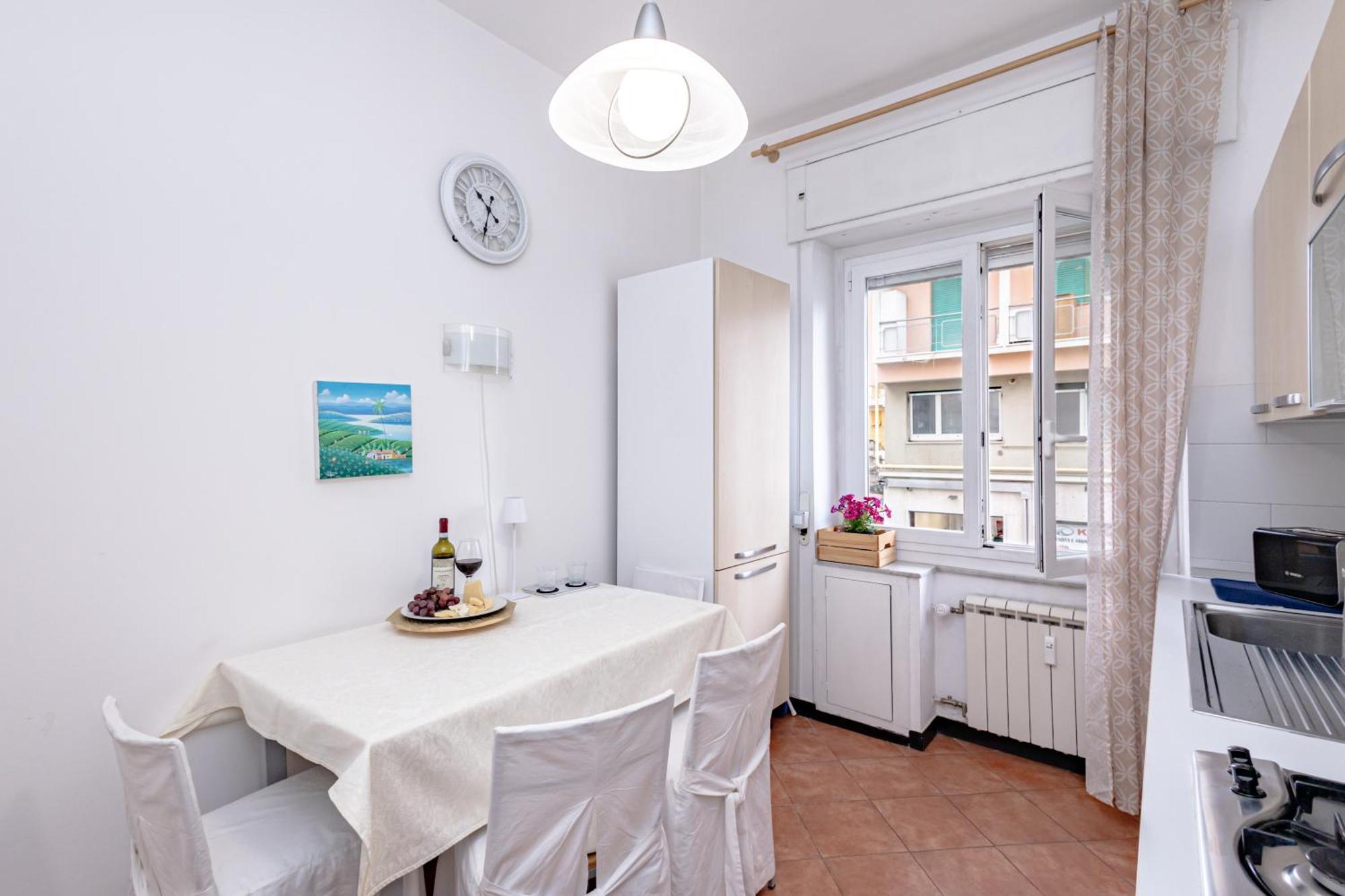 Dolce Casa Di Sve Vicino La Stazione Apartment Генуа Екстериор снимка